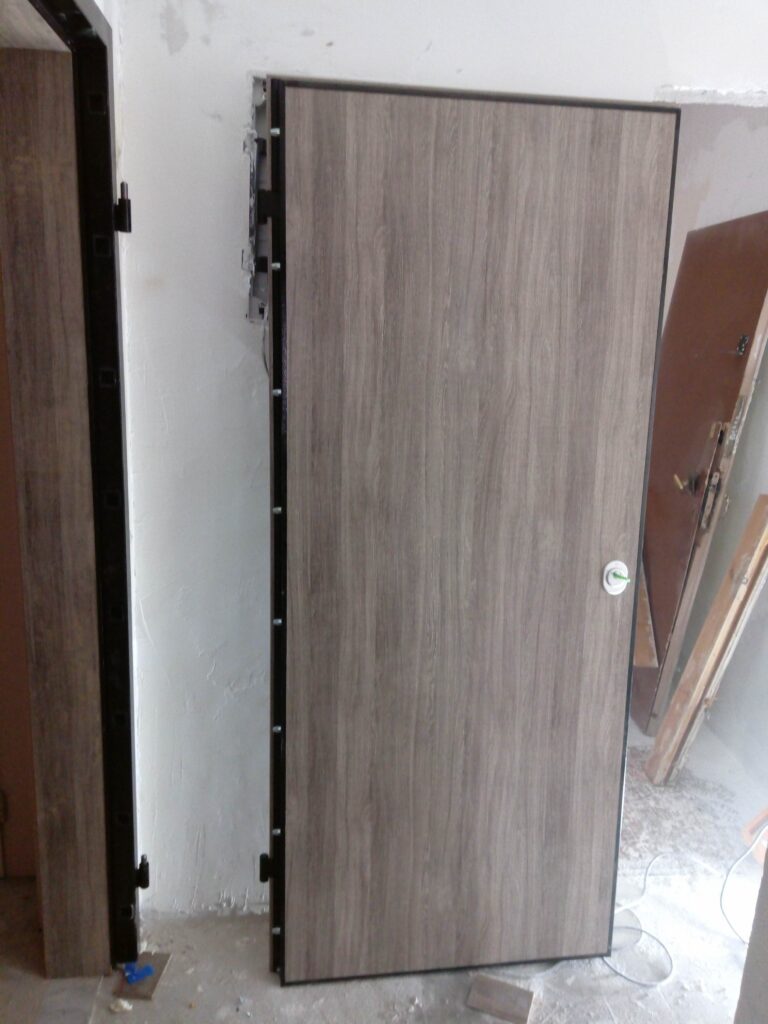 ΤΟΠΟΘΕΤΗΣΗ ΘΩΡΑΚΙΣΜΕΝΗΣ ΠΟΡΤΑΣ