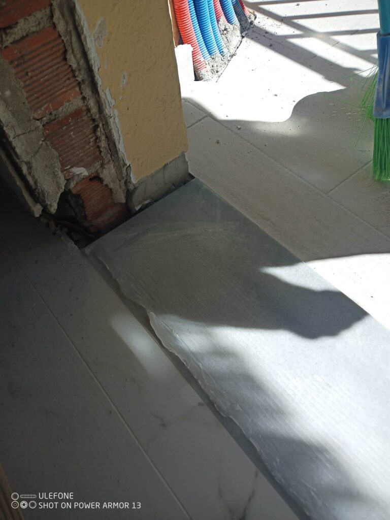 Εφαρμογή σιλικόνης στο κάτω μέρος